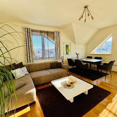 Superior-Apartment Mit Pool Und Seezugang Velden am Wörthersee Buitenkant foto