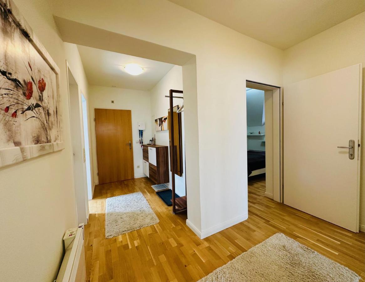 Superior-Apartment Mit Pool Und Seezugang Velden am Wörthersee Buitenkant foto