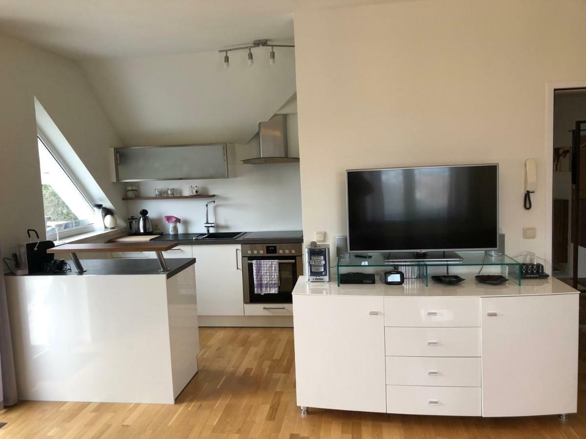 Superior-Apartment Mit Pool Und Seezugang Velden am Wörthersee Buitenkant foto